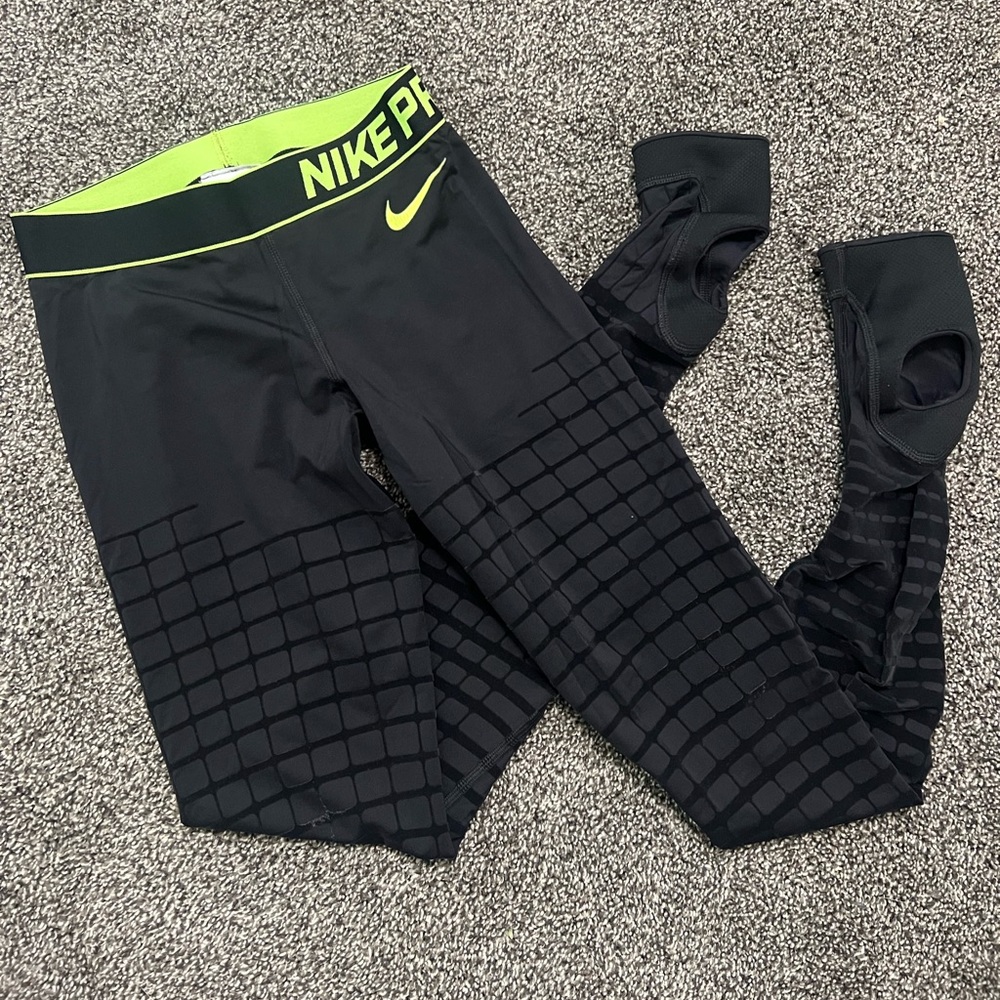 Nike pro recovery hypertights